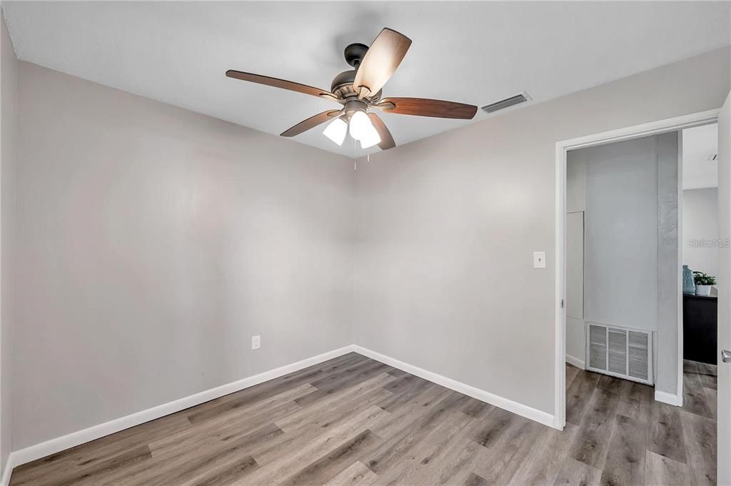 For Sale: $375,000 (4 beds, 2 baths, 1365 Square Feet)