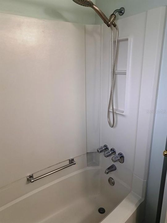 For Rent: $2,500 (3 beds, 2 baths, 1411 Square Feet)