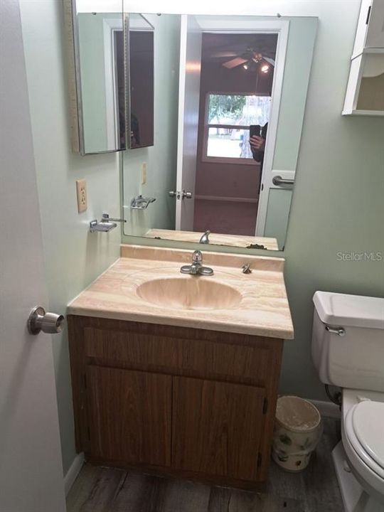 For Rent: $2,500 (3 beds, 2 baths, 1411 Square Feet)