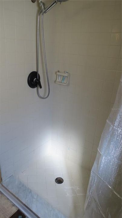 Active With Contract: $423,000 (4 beds, 2 baths, 2130 Square Feet)