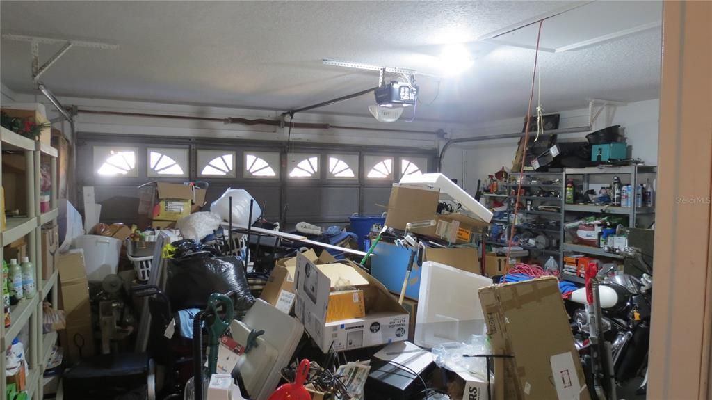 Active With Contract: $423,000 (4 beds, 2 baths, 2130 Square Feet)