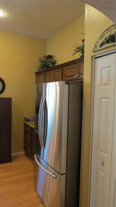 Active With Contract: $423,000 (4 beds, 2 baths, 2130 Square Feet)