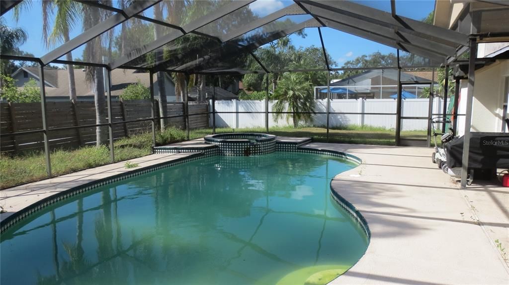 Active With Contract: $423,000 (4 beds, 2 baths, 2130 Square Feet)