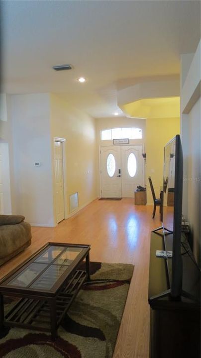 Active With Contract: $423,000 (4 beds, 2 baths, 2130 Square Feet)