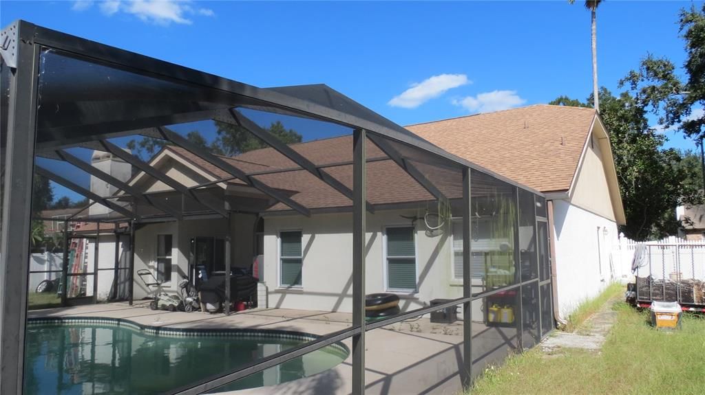 Active With Contract: $423,000 (4 beds, 2 baths, 2130 Square Feet)