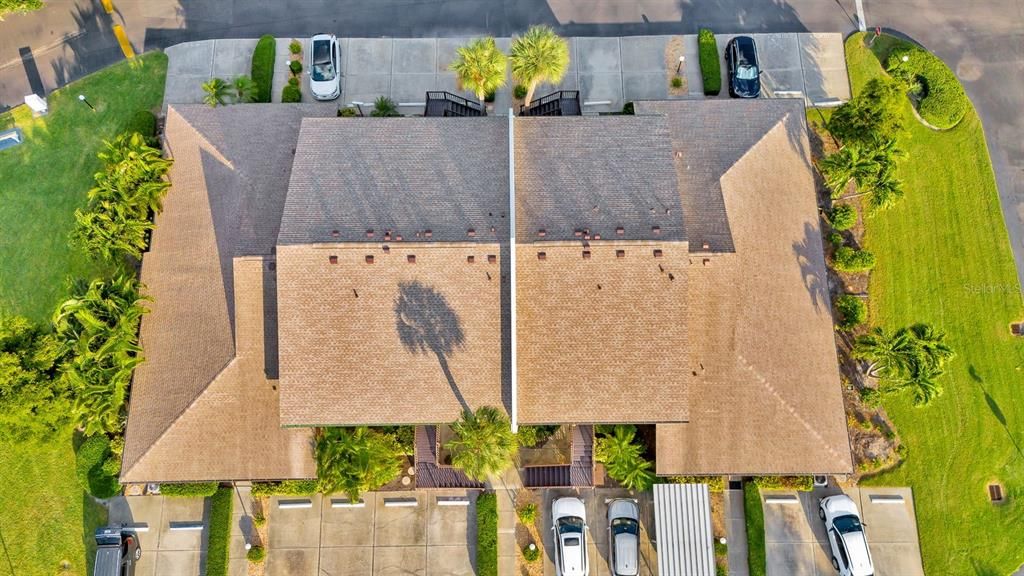 For Sale: $185,000 (2 beds, 2 baths, 942 Square Feet)