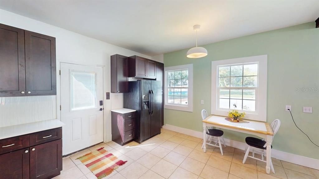 Active With Contract: $340,000 (2 beds, 2 baths, 1210 Square Feet)