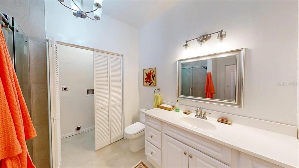 Active With Contract: $340,000 (2 beds, 2 baths, 1210 Square Feet)