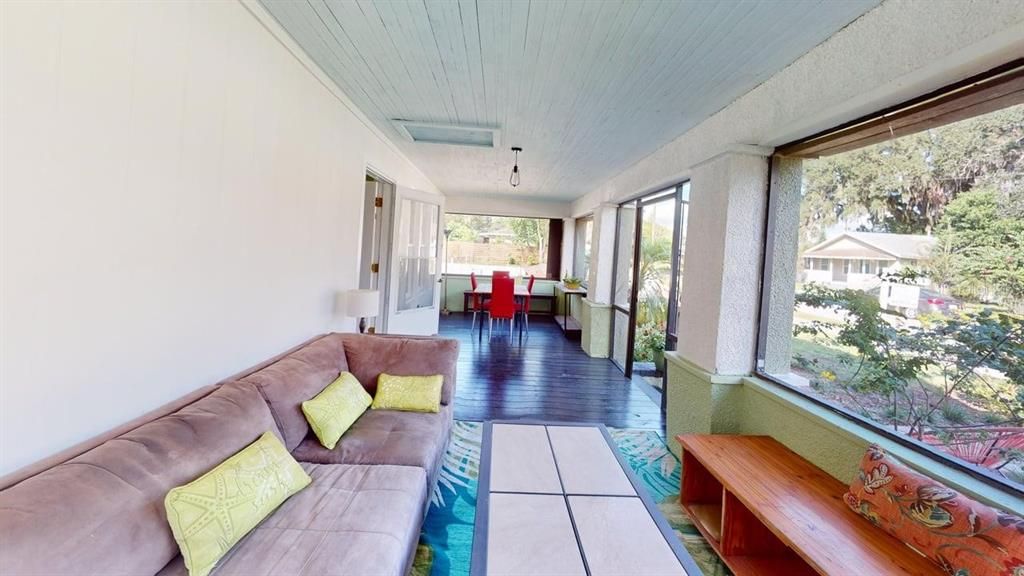 Active With Contract: $340,000 (2 beds, 2 baths, 1210 Square Feet)