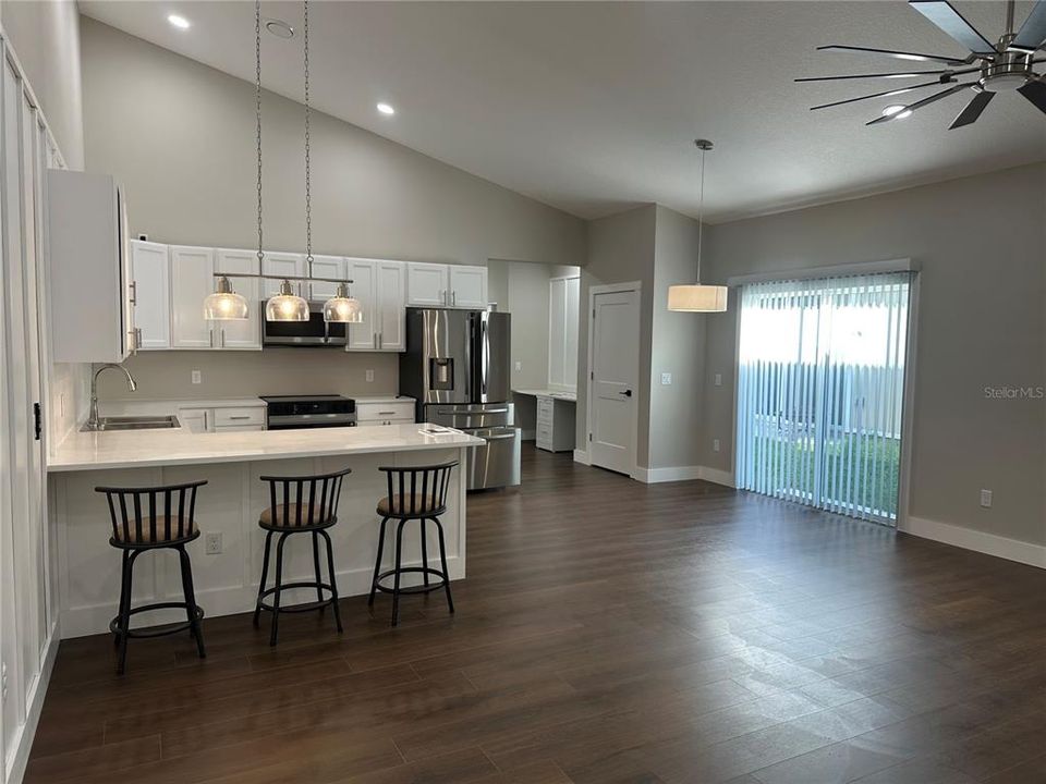 For Sale: $569,900 (6 beds, 0 baths, 1800 Square Feet)