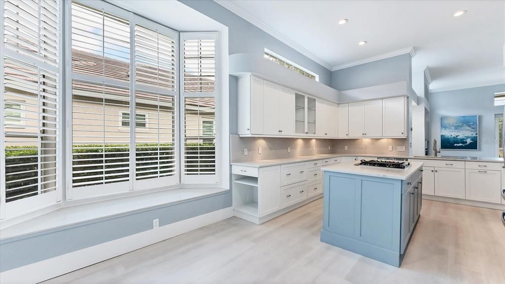 For Sale: $785,000 (3 beds, 2 baths, 2216 Square Feet)