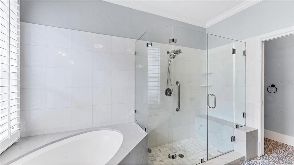 For Sale: $785,000 (3 beds, 2 baths, 2216 Square Feet)