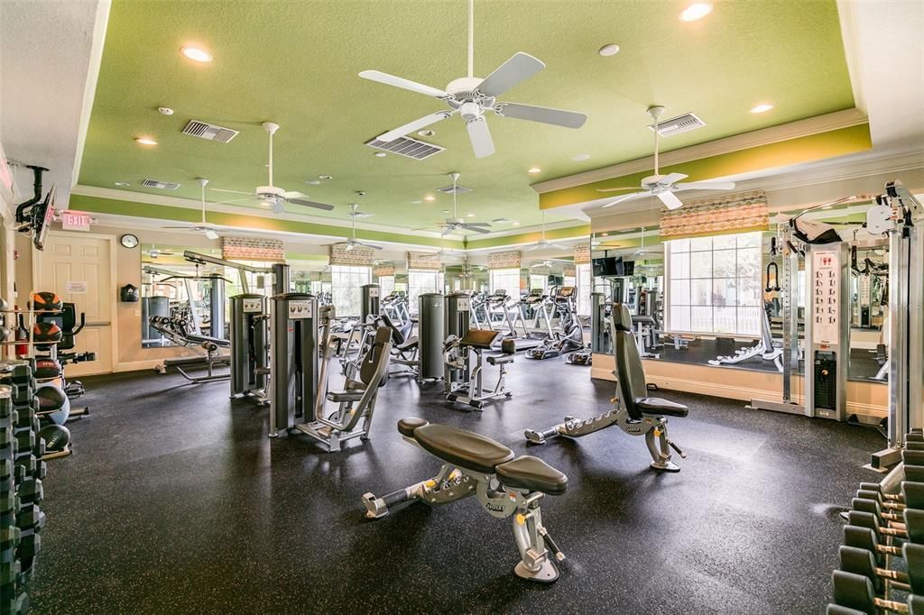 For Rent: $2,900 (3 beds, 2 baths, 1996 Square Feet)