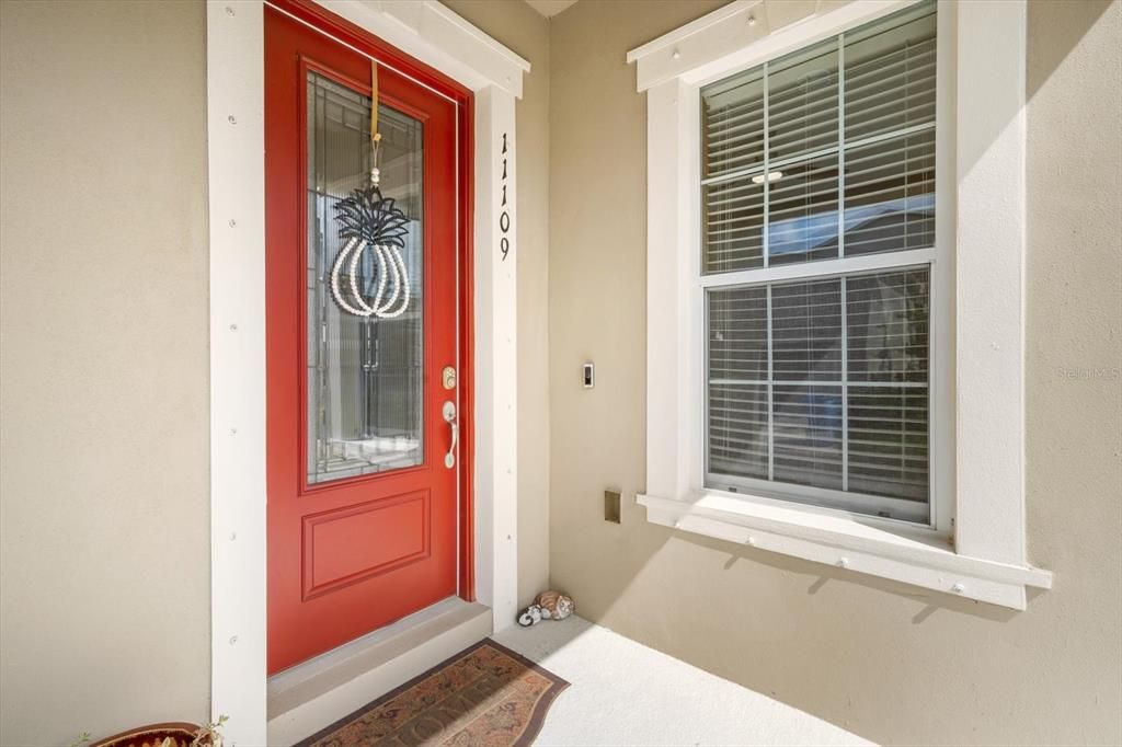 For Rent: $2,900 (3 beds, 2 baths, 1996 Square Feet)