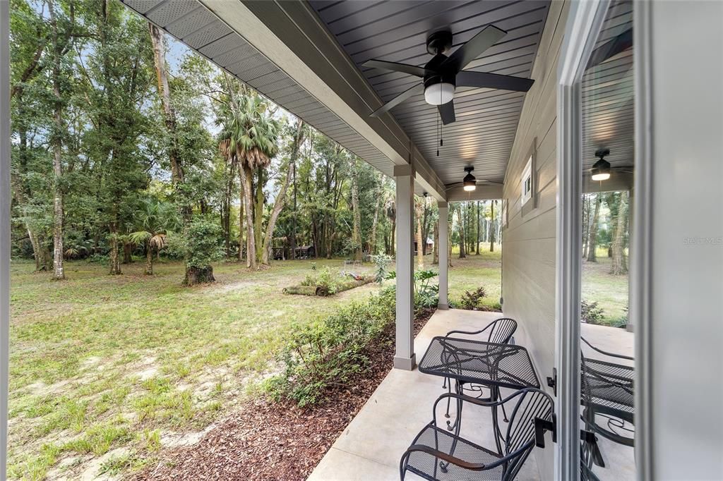 Active With Contract: $449,000 (2 beds, 2 baths, 1469 Square Feet)