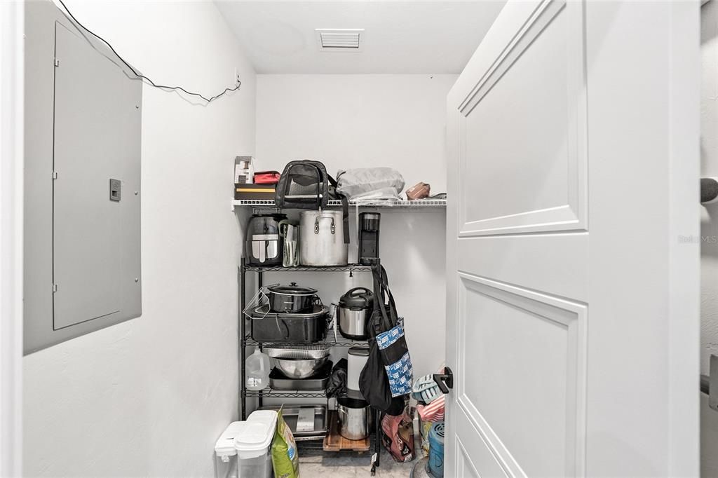 Active With Contract: $449,000 (2 beds, 2 baths, 1469 Square Feet)