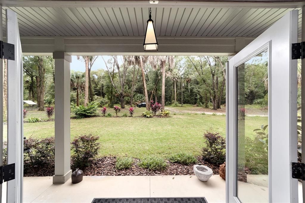 Active With Contract: $449,000 (2 beds, 2 baths, 1469 Square Feet)