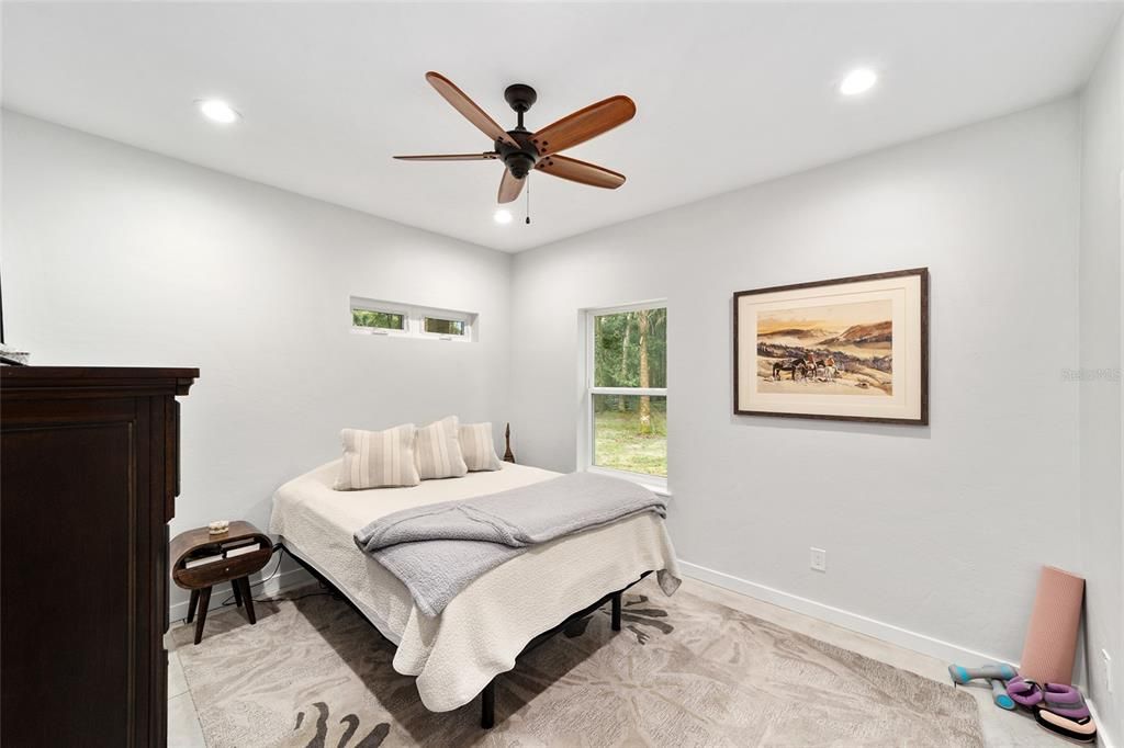 Active With Contract: $449,000 (2 beds, 2 baths, 1469 Square Feet)