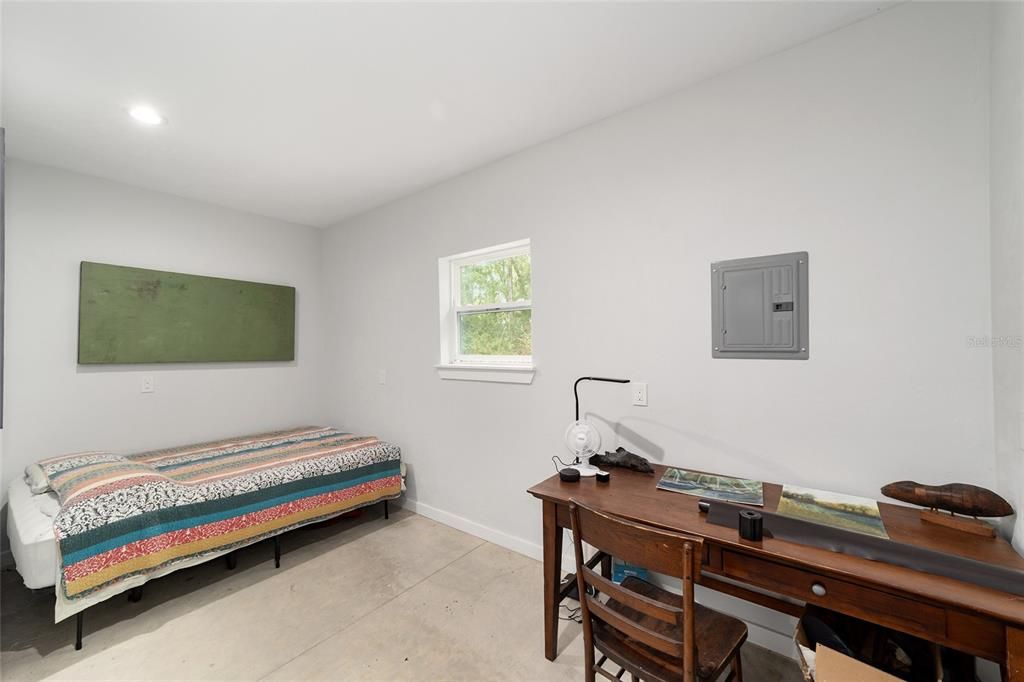 Active With Contract: $449,000 (2 beds, 2 baths, 1469 Square Feet)