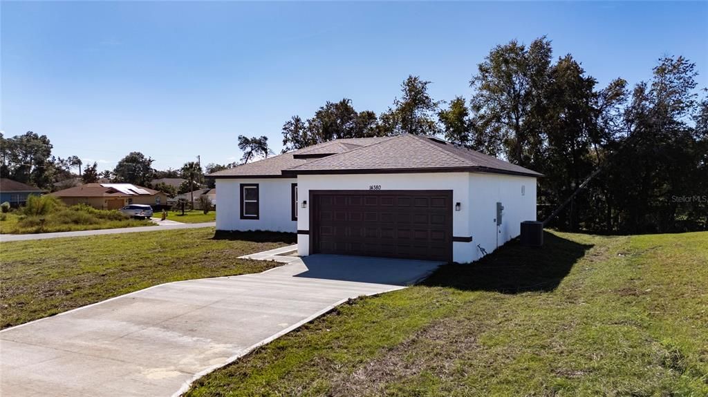 For Sale: $289,900 (4 beds, 2 baths, 1503 Square Feet)