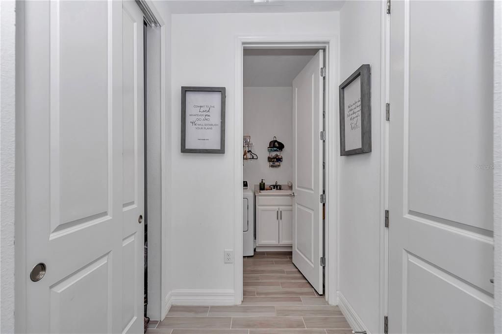 待售: $590,000 (4 贝兹, 3 浴室, 2692 平方英尺)