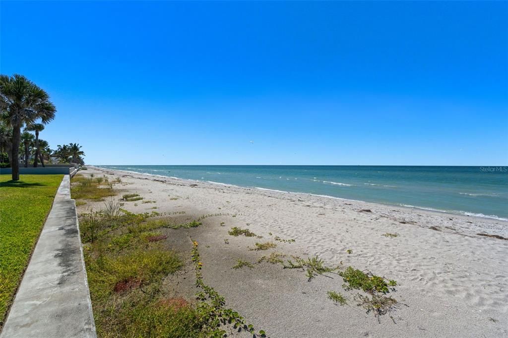 出租: $20,000 (5 贝兹, 5 浴室, 2774 平方英尺)