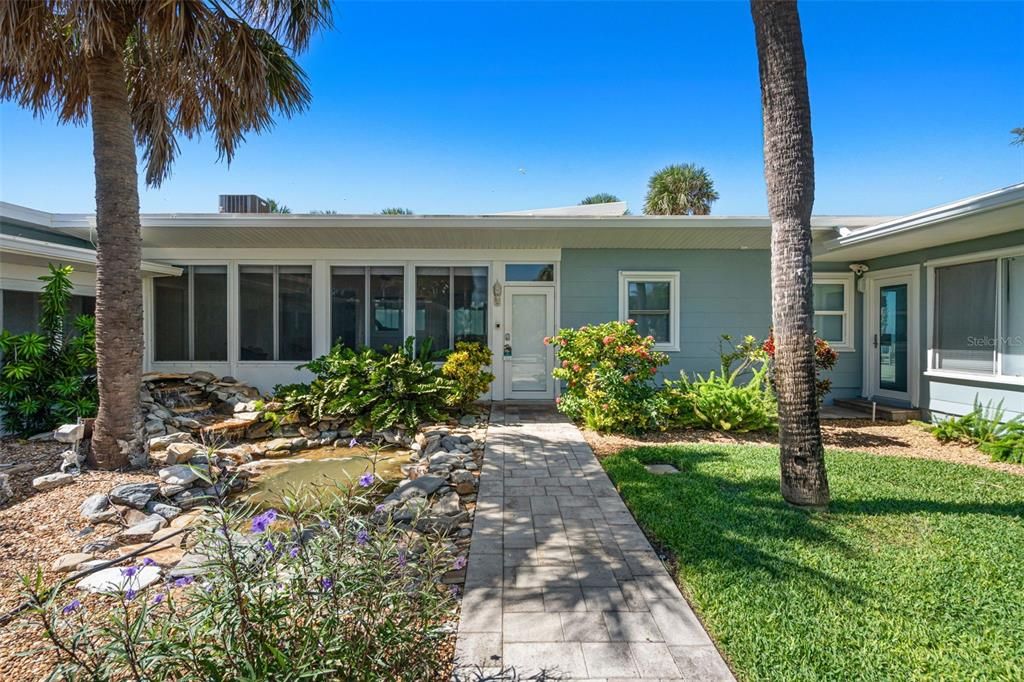 出租: $20,000 (5 贝兹, 5 浴室, 2774 平方英尺)