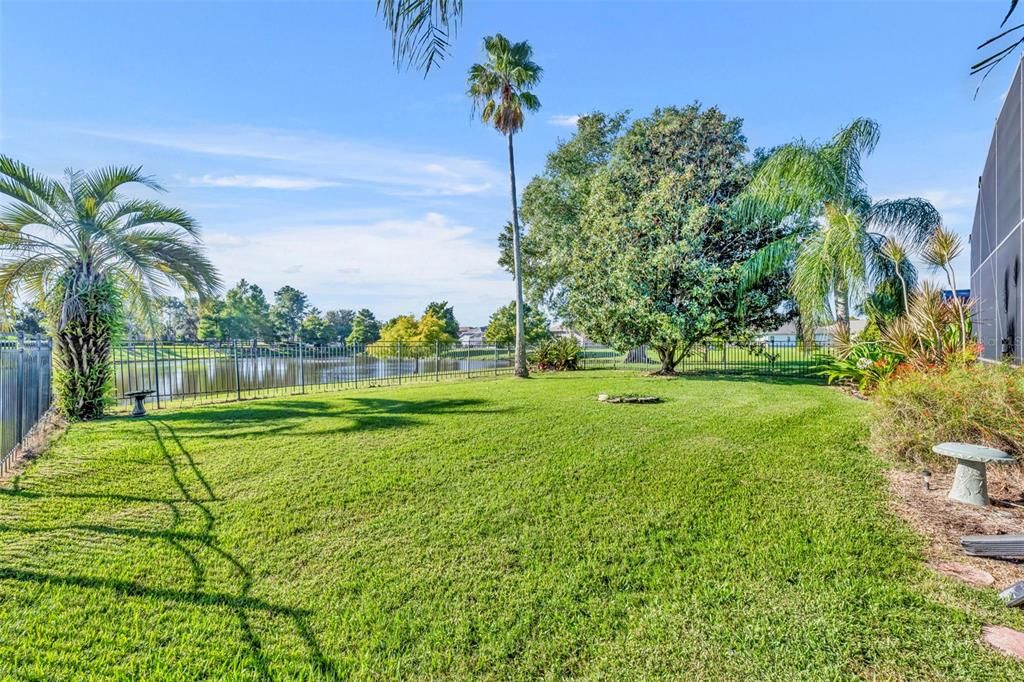 Под контрактом: $650,000 (5 спален, 4 ванн, 3010 Квадратных фут)