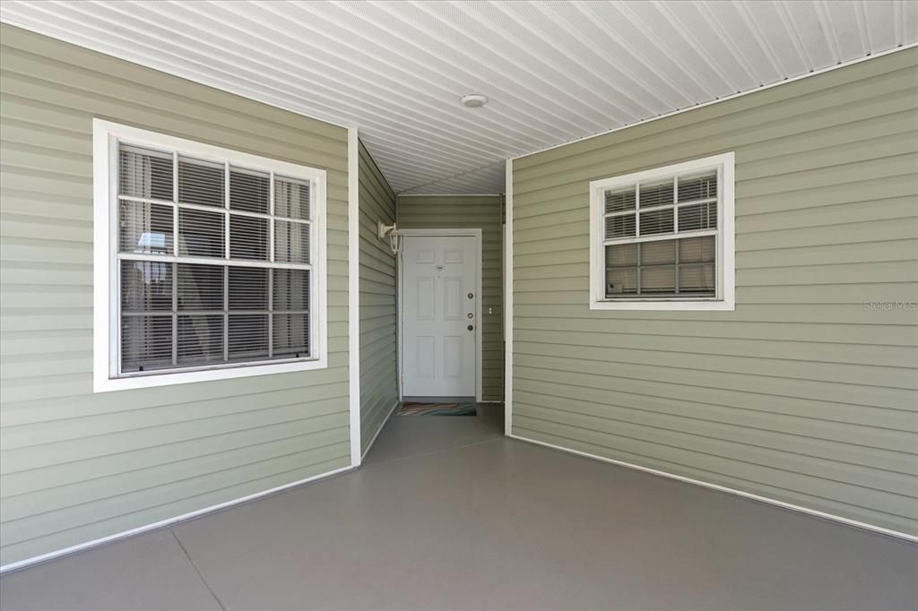 For Sale: $249,000 (2 beds, 2 baths, 1200 Square Feet)