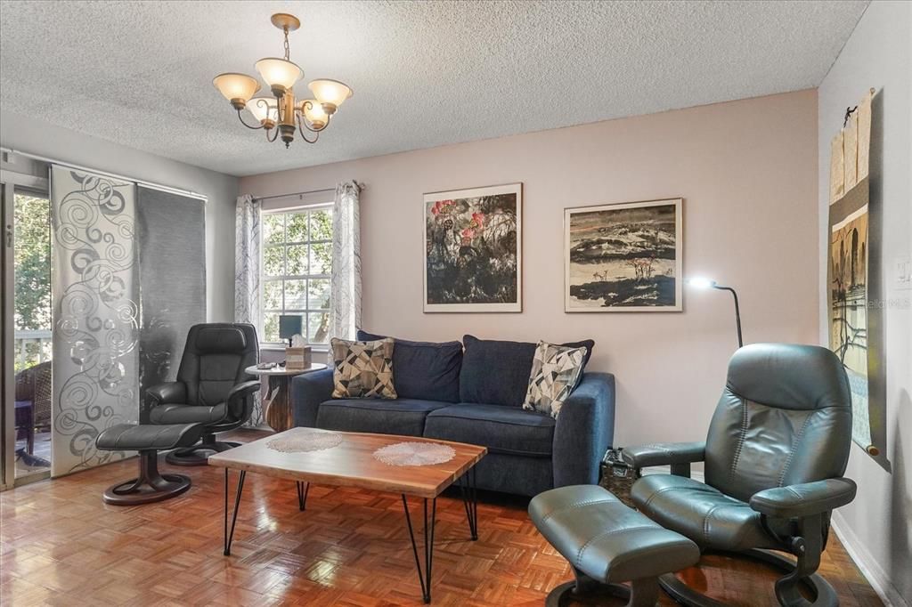 For Sale: $249,000 (2 beds, 2 baths, 1200 Square Feet)