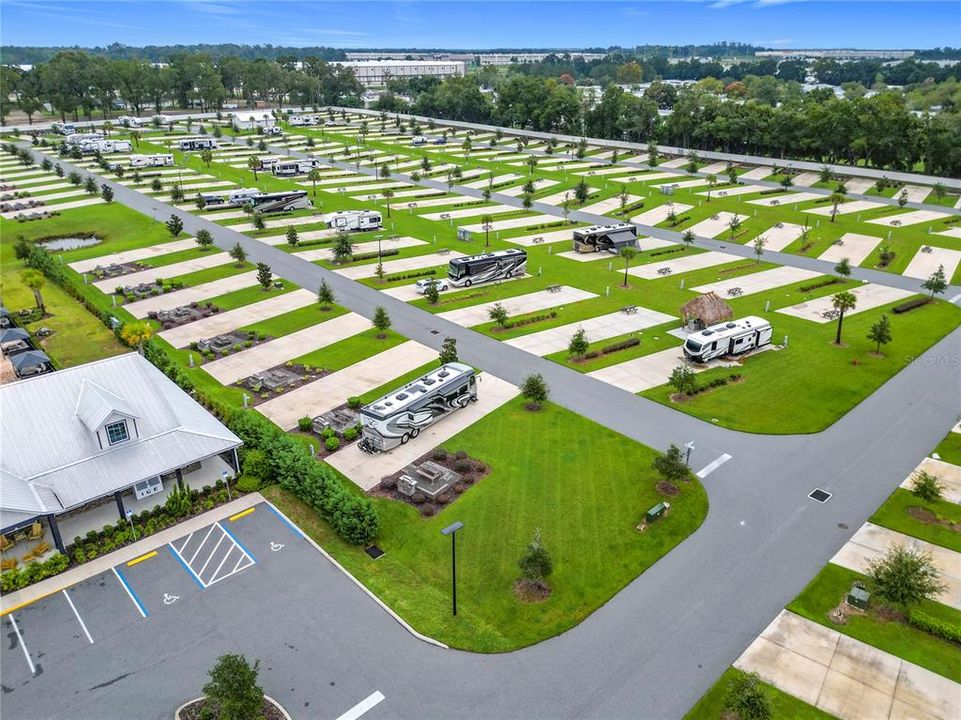 На продажу: $179,000 (0.07 acres)