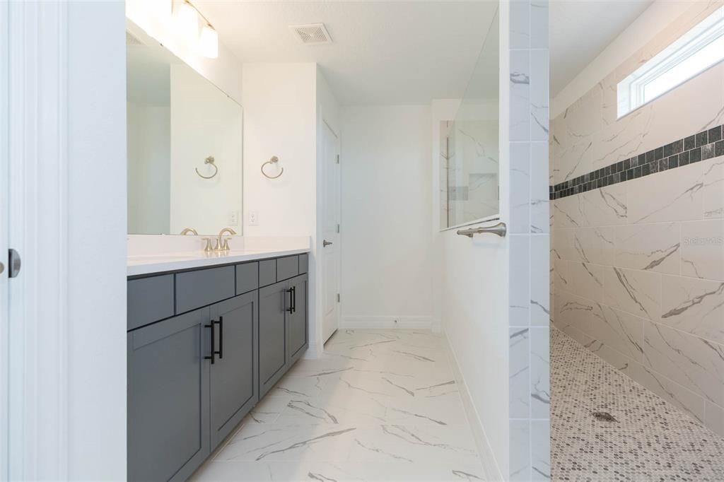 For Sale: $889,000 (4 beds, 3 baths, 3222 Square Feet)