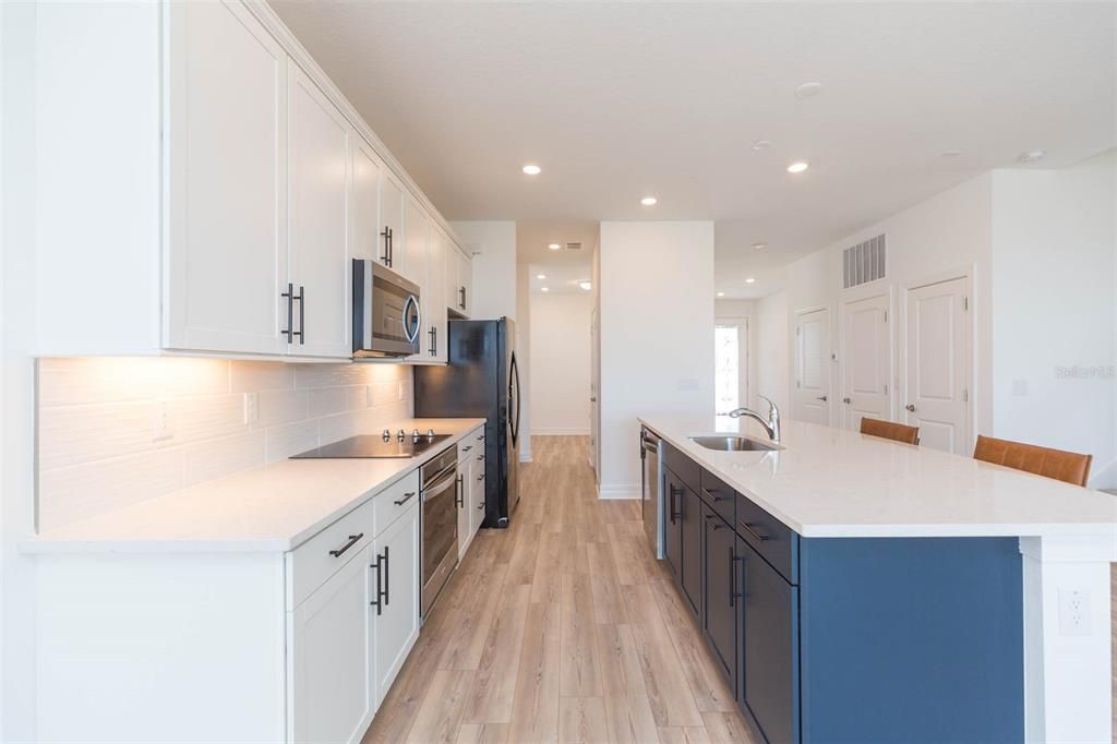 For Sale: $889,000 (4 beds, 3 baths, 3222 Square Feet)