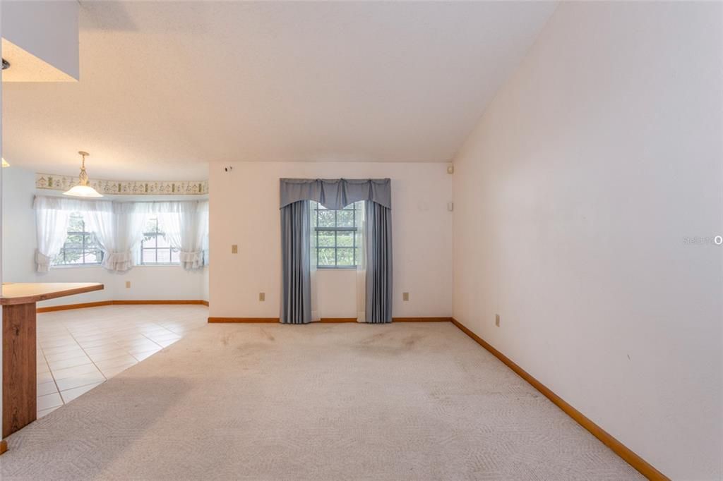 Active With Contract: $269,000 (3 beds, 2 baths, 2035 Square Feet)