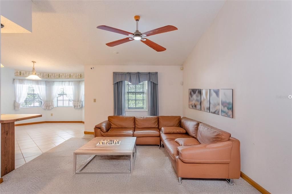 Active With Contract: $269,000 (3 beds, 2 baths, 2035 Square Feet)