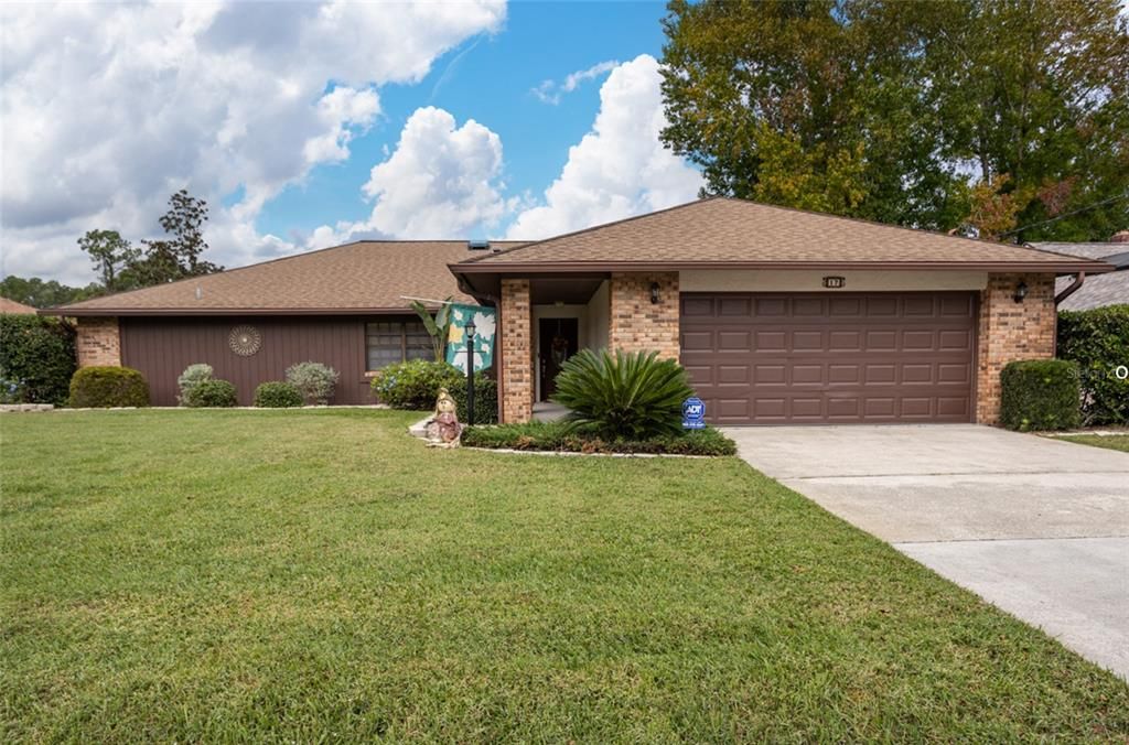 Active With Contract: $269,000 (3 beds, 2 baths, 2035 Square Feet)