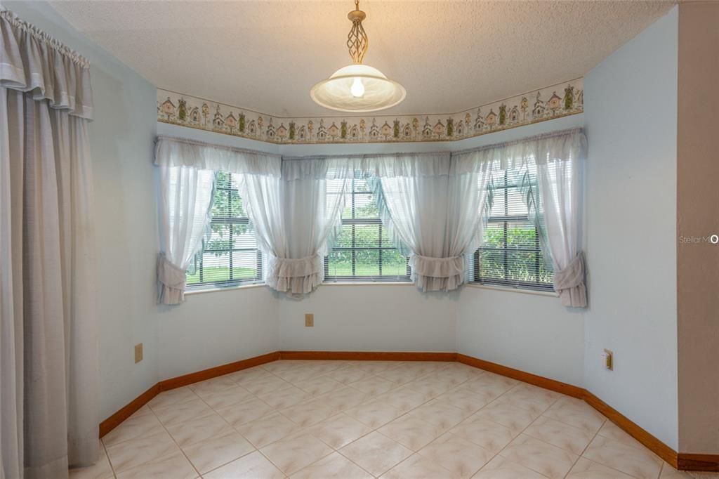 Active With Contract: $269,000 (3 beds, 2 baths, 2035 Square Feet)