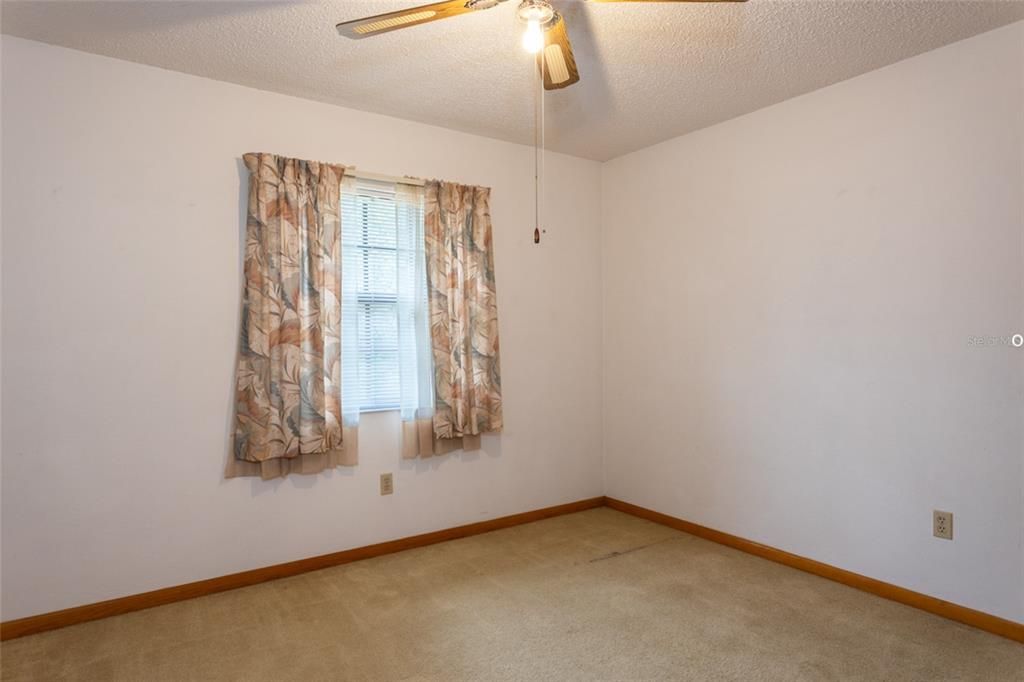 Active With Contract: $269,000 (3 beds, 2 baths, 2035 Square Feet)