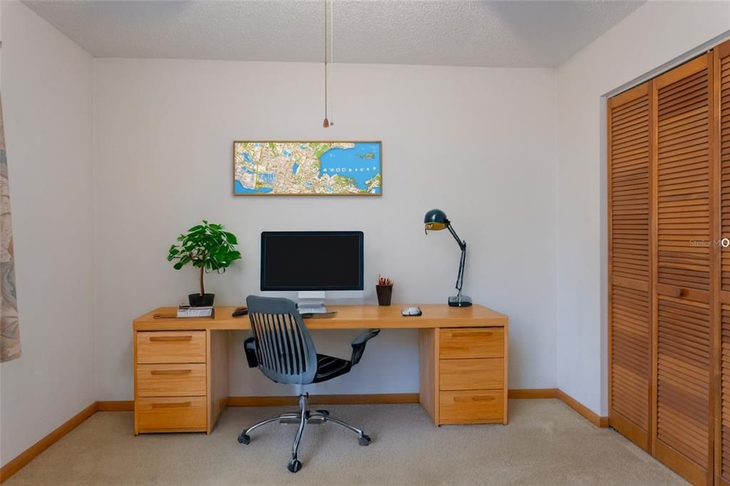 Active With Contract: $269,000 (3 beds, 2 baths, 2035 Square Feet)