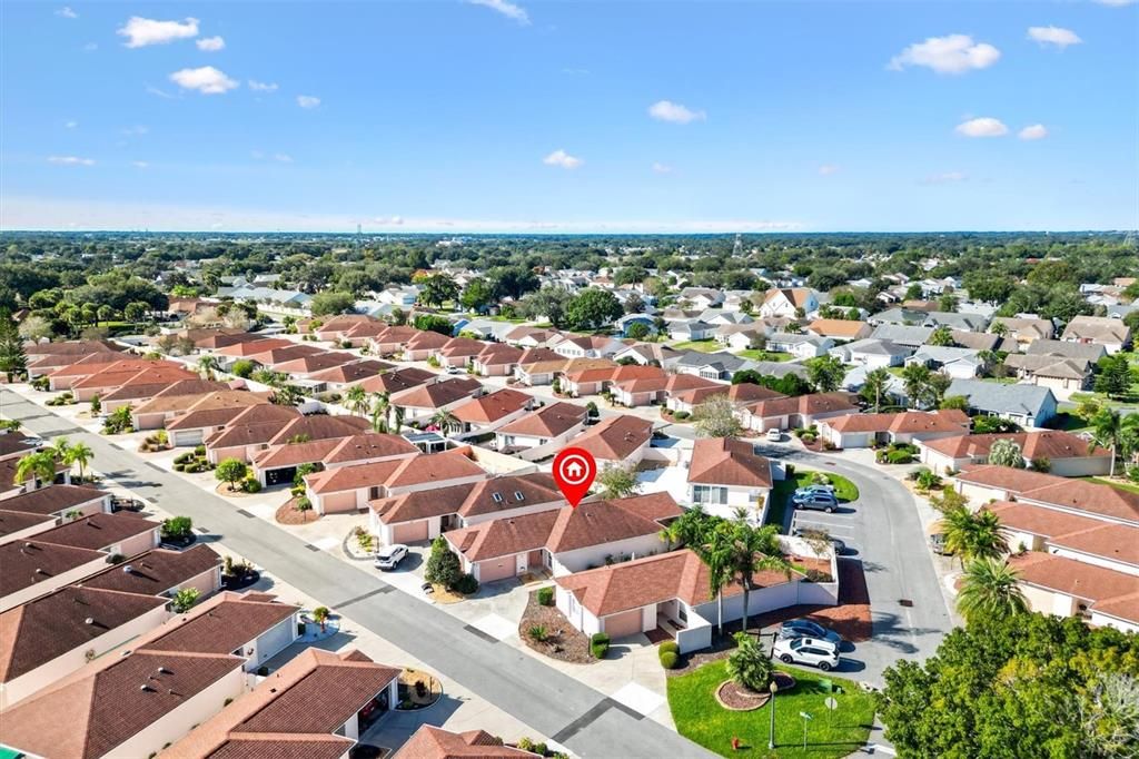 Active With Contract: $279,000 (2 beds, 2 baths, 1279 Square Feet)