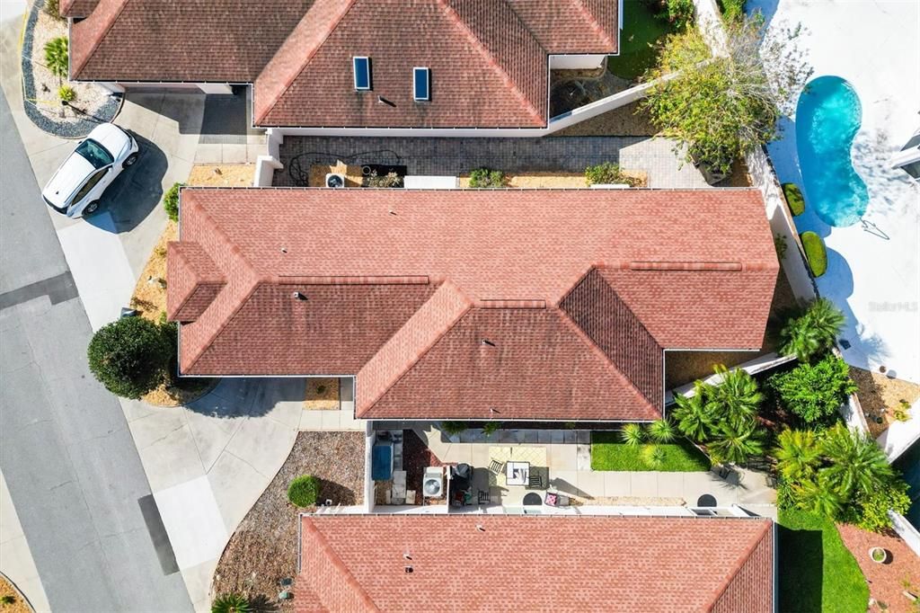 Active With Contract: $279,000 (2 beds, 2 baths, 1279 Square Feet)