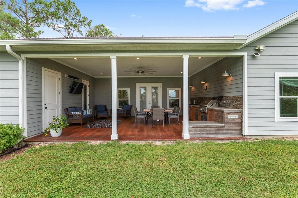 For Sale: $724,900 (4 beds, 3 baths, 3117 Square Feet)