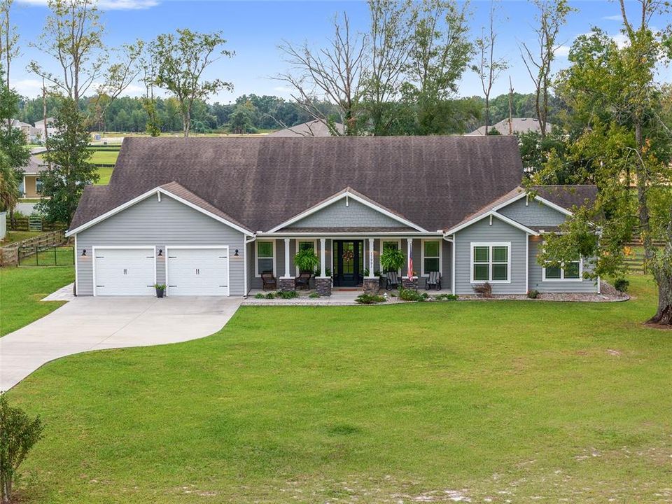 For Sale: $724,900 (4 beds, 3 baths, 3117 Square Feet)