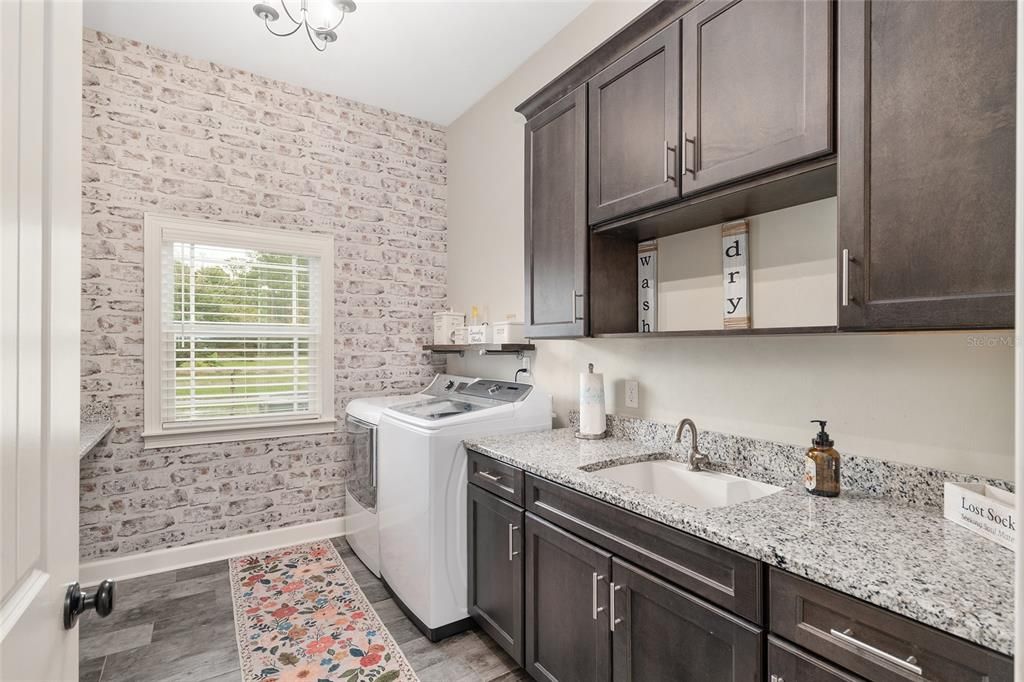 For Sale: $724,900 (4 beds, 3 baths, 3117 Square Feet)