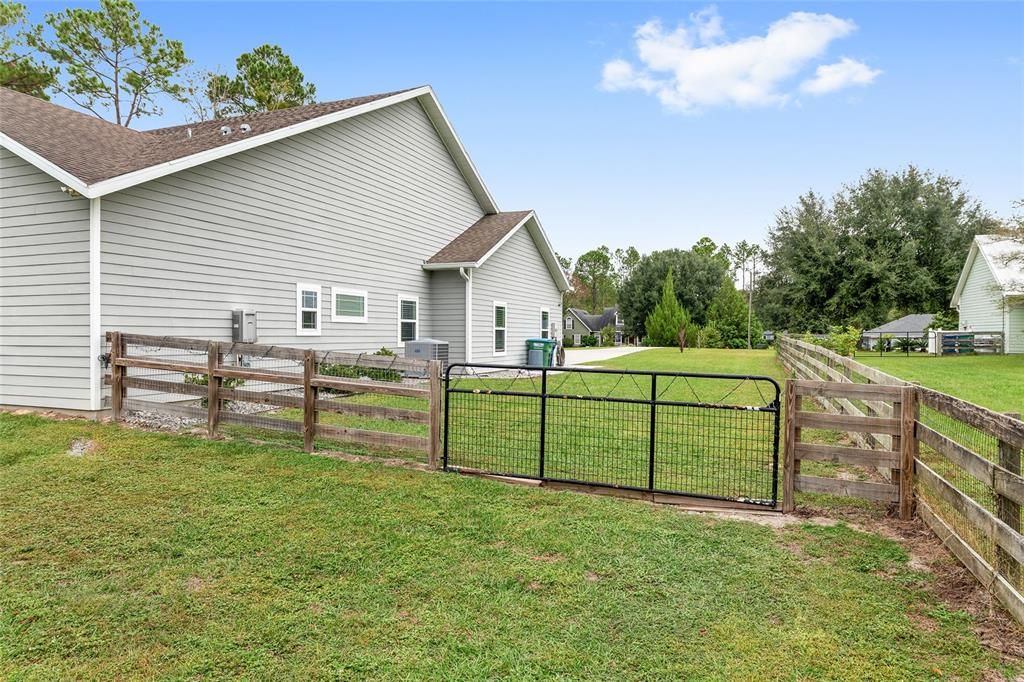 For Sale: $724,900 (4 beds, 3 baths, 3117 Square Feet)