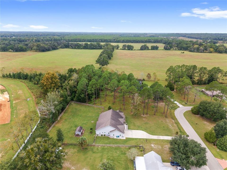 For Sale: $724,900 (4 beds, 3 baths, 3117 Square Feet)