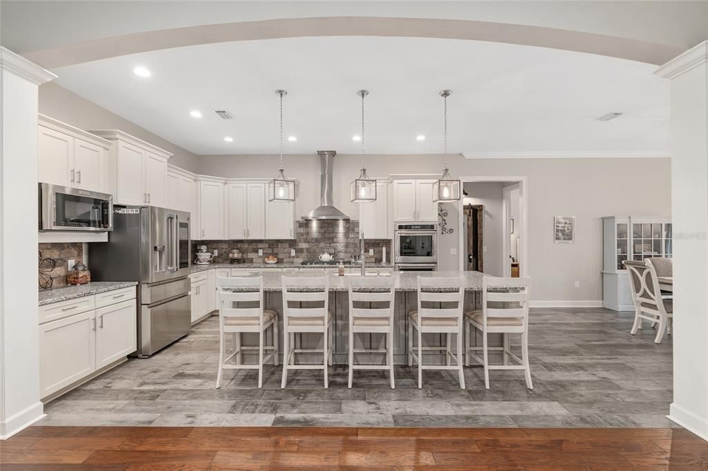 For Sale: $724,900 (4 beds, 3 baths, 3117 Square Feet)