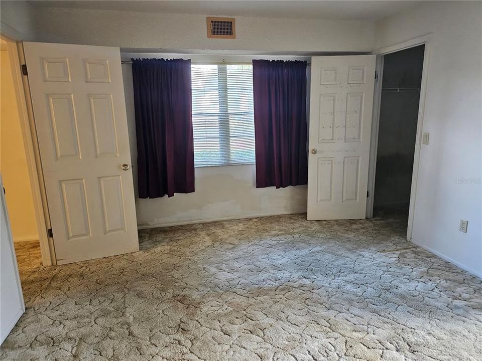 На продажу: $175,000 (2 спален, 2 ванн, 918 Квадратных фут)