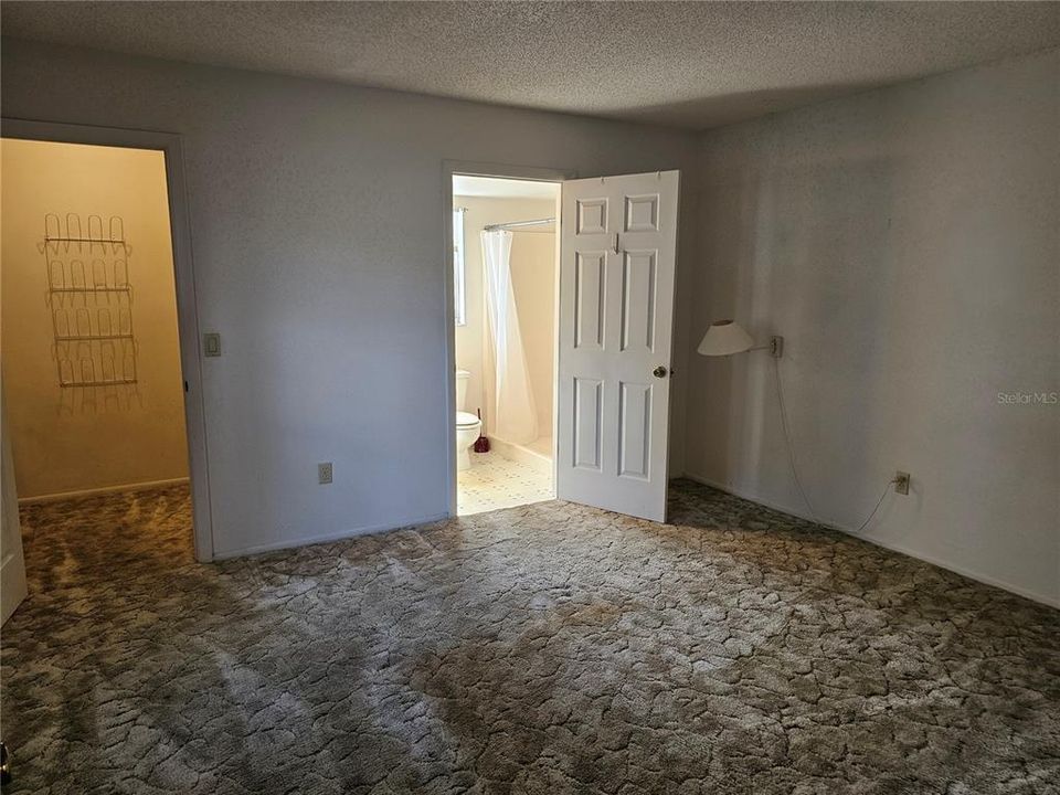 На продажу: $175,000 (2 спален, 2 ванн, 918 Квадратных фут)