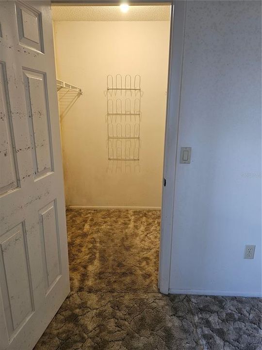 На продажу: $175,000 (2 спален, 2 ванн, 918 Квадратных фут)